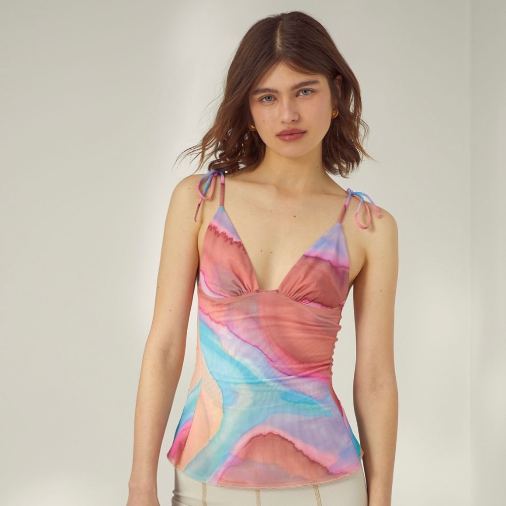 Want to buy! Aritzia Winona tank size xs/s/m/l